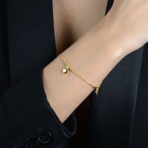 Pulseira  Lisa com 3 Pingentes de Coração